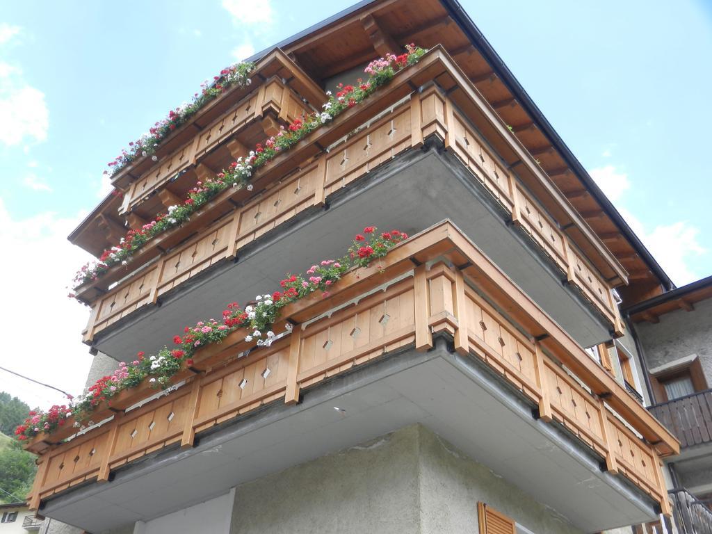 Casa Elda Apartment Isolaccia Exterior foto
